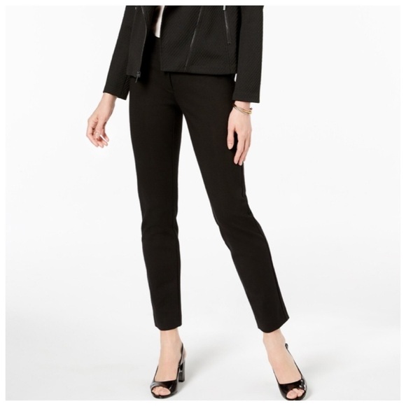 🆕Alfani Black and Silver sling back - Picture 4 of 5